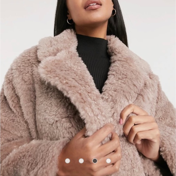 Brand new, never worn, gorgeous oversized teddy coat - Picture 2 of 5